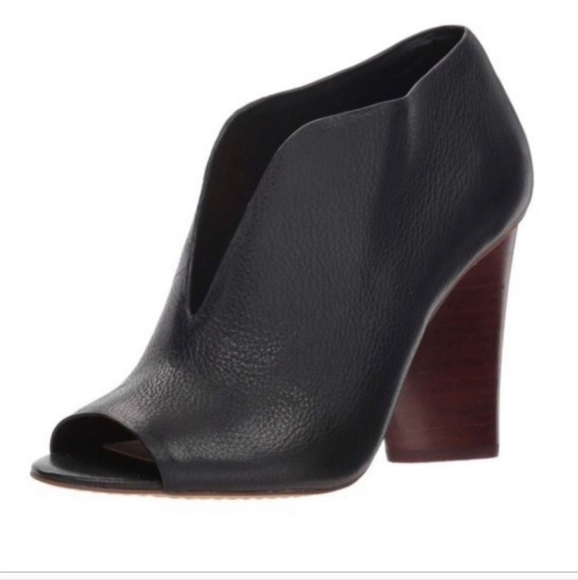 Vince Camuto Shoes - NEW Vince Camuto Andrita Booties Black Peep Toe Slip On Women's Size 8.5